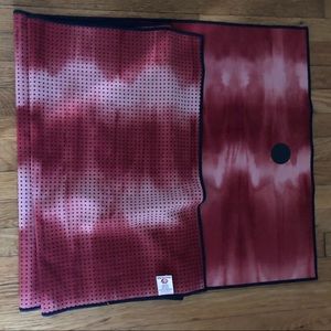 Manduka Yogitoes towel- full mat size
